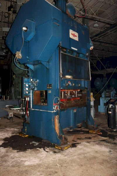 200 TON FEDERAL MODEL #S2-200-60-42 SSDC PRESS:  STOCK #70489