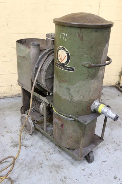 INVINCIBLE VACUUM MODEL #809-B STOCK #70371