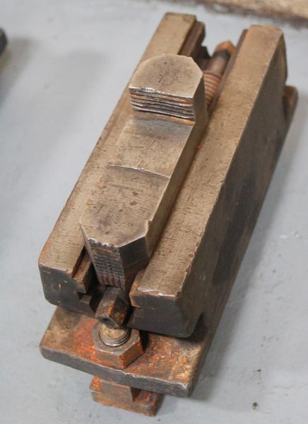 (6) 12" UNION BORING MILL TYPE CHUCK JAWS: STOCK # 63416