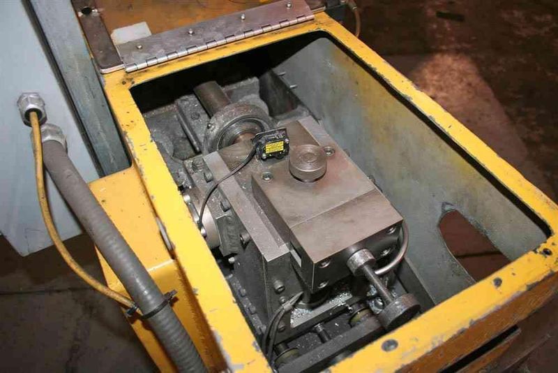 ROBERT AUTOMATIC CHAMFERING MACHINE: STOCK #53873