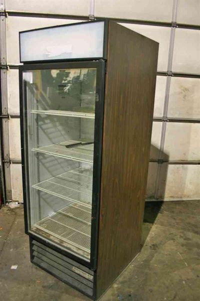 BEVERAGE AIR REFRIGERATOR:  STOCK #53027