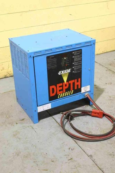 24 VOLT EXCIDE INDUSTRIAL BATTERY CHARGER:  STOCK #51494