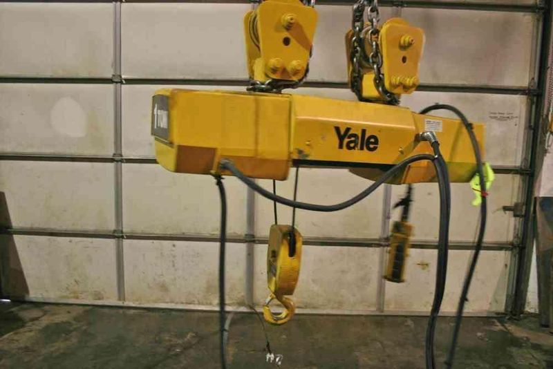 1 TON YALE ELECTRIC CABLE TYPE HOIST: STOCK #50130