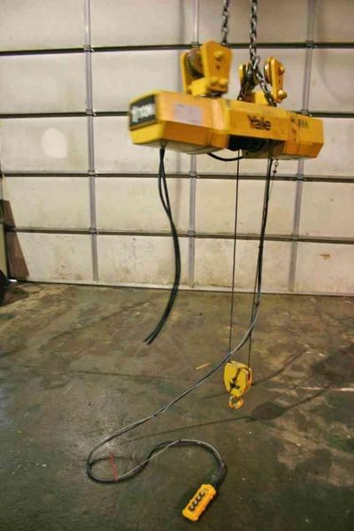 1 TON YALE ELECTRIC CABLE TYPE HOIST: STOCK #50128