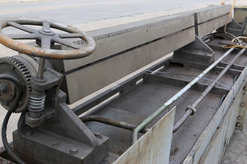 14' HANCHETT 75 HP KNIFE, SHEAR BLADE, & FACE HORIZONTAL ROTARY GRINDER: STOCK #70383