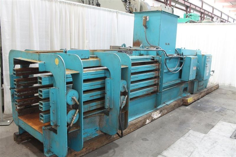 25 HP BALEMASTER MODEL 4025ECQ HORIZONTAL HYDRAULIC BALER: STOCK #61561