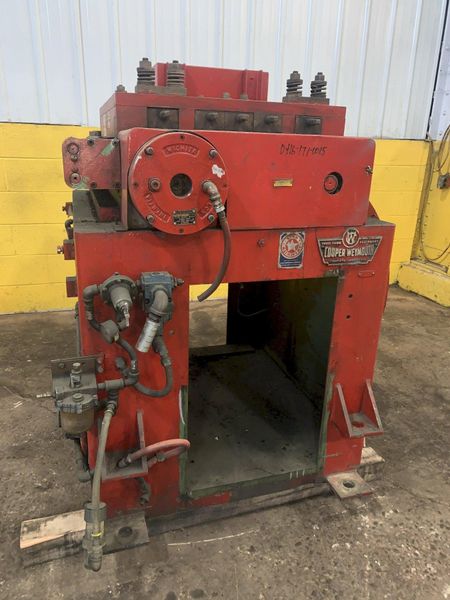 24" WIDE X .125" CWP MODEL #24C 7 ROLL POWERED COIL STRAIGHTENER: STOCK #13904