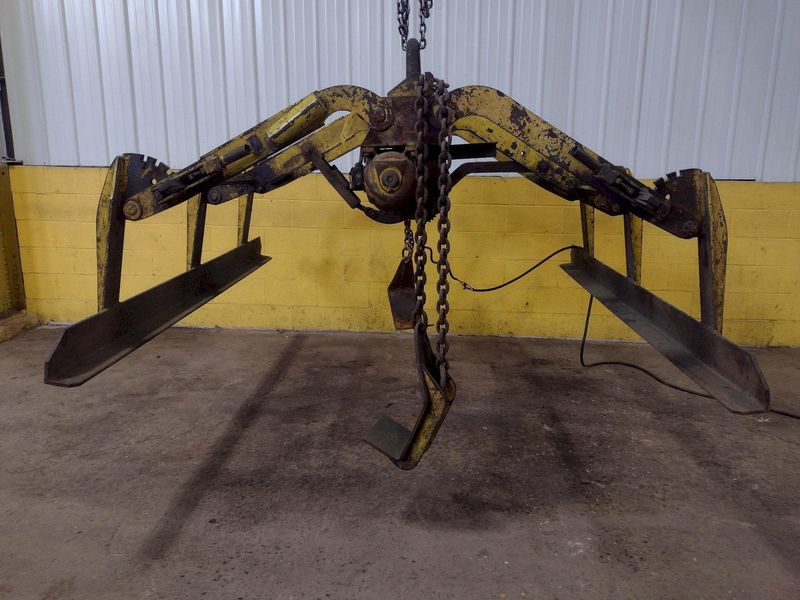 10,000 LB X 96" X 80" C.F. MOTORIZED ADJUSTABLE PARALLELOGRAM SHEET LIFTER: STOCK #13138