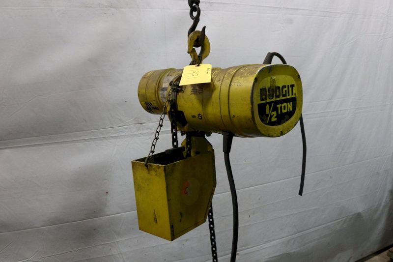 1/2 TON BUDGIT POWER CHAIN HOIST : STOCK #11991