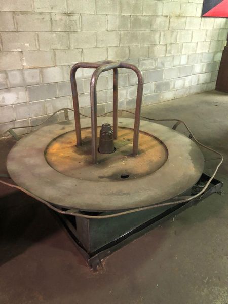 5' ROTATING HORIZONTAL PALLET TYPE UNCOILER TABLE: STOCK #10489