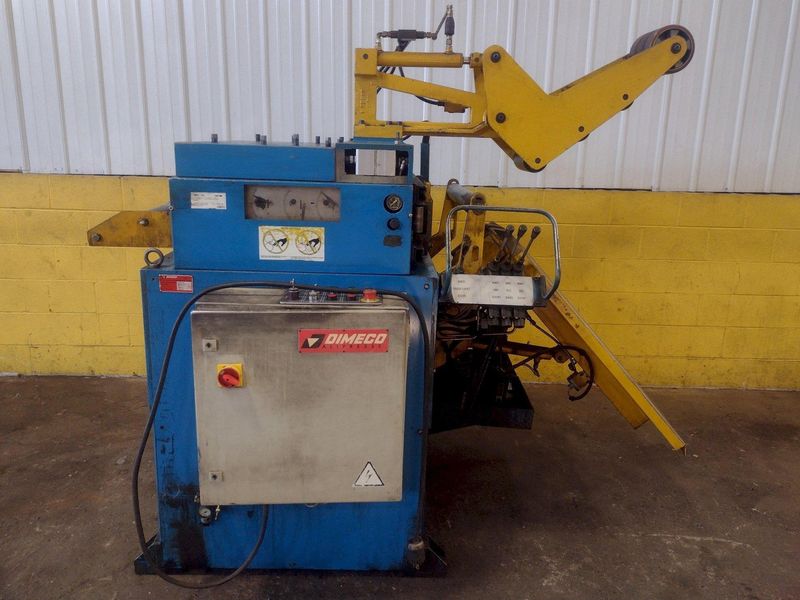 31" x .090" DIMECO MODEL #1676EVV 7 ROLL POWERED STRIP STRAIGHTENER WITH PEELER ARM: STOCK 17225
