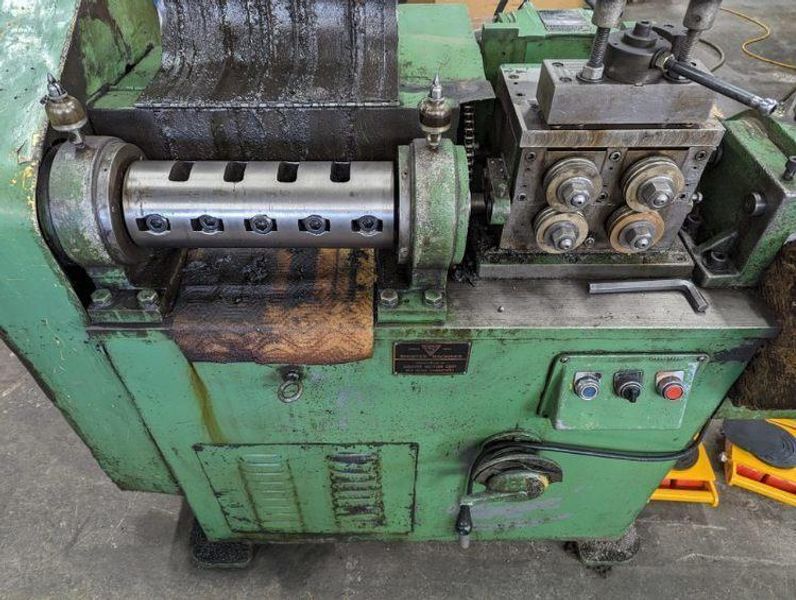 5/16" Shuster 2A4V Wire Straighten & Cut Off Machine