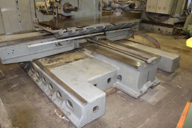 5" LUCAS MODEL 542B120 HORIZONTAL TABLE TYPE BORING MILL: STOCK # 62644