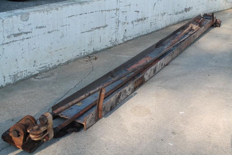 1 TON WALL MOUNT JIB CRANE WITH COFFING 1 TON HOIST: STOCK #63931