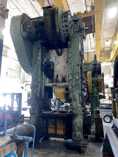 600 TON ERIE S1-600-42-48 STRAIGHT SIDE SSSC TRIM PRESS WITH 14" STROKE: STOCK 14809