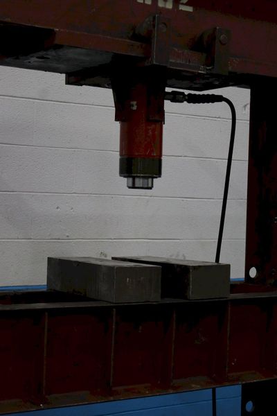 25 TON OTC HYDRAULIC H FRAME PRESS: STOCK #74819