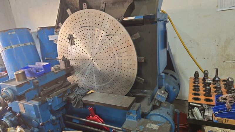 Lodge & Shipley T60 60″ Right Angle Lathe