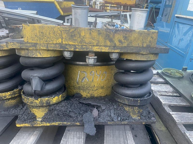 (6) GERB VIBRATION ISOLATION, DAMPENING & ABSORBING SPRING PADS: STOCK #12940