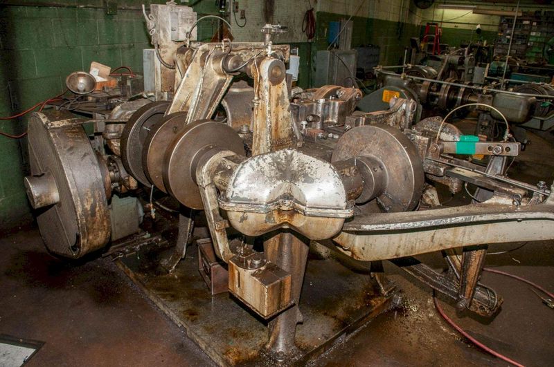 1/4" NILSON MODEL #S-4 FOUR-SLIDE WIRE FORMING MACHINE: STOCK #16991