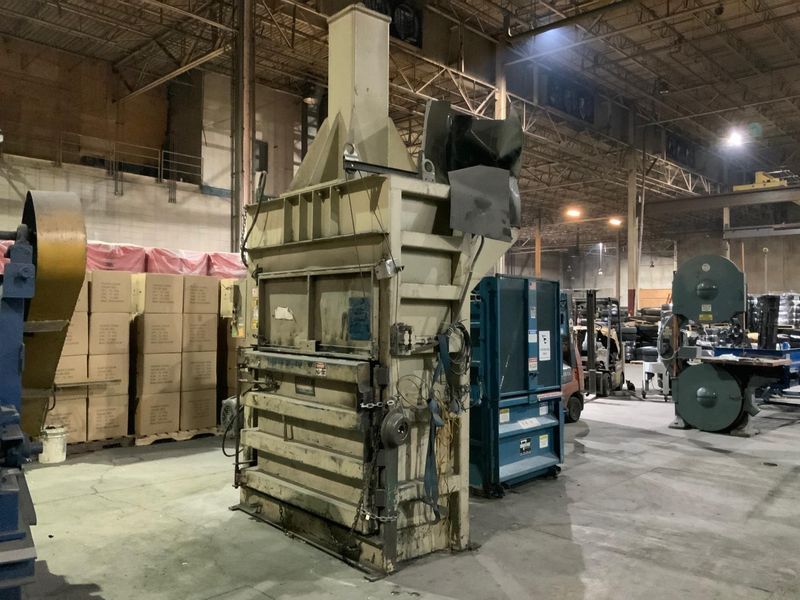 SELMA VERTICAL INDUSTRIAL BALER: STOCK #18088