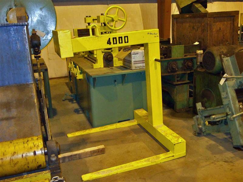 4,000# Cady Pallet Lifter