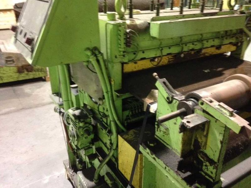 Strand Extensioner, Herr Voss, 24" Wide