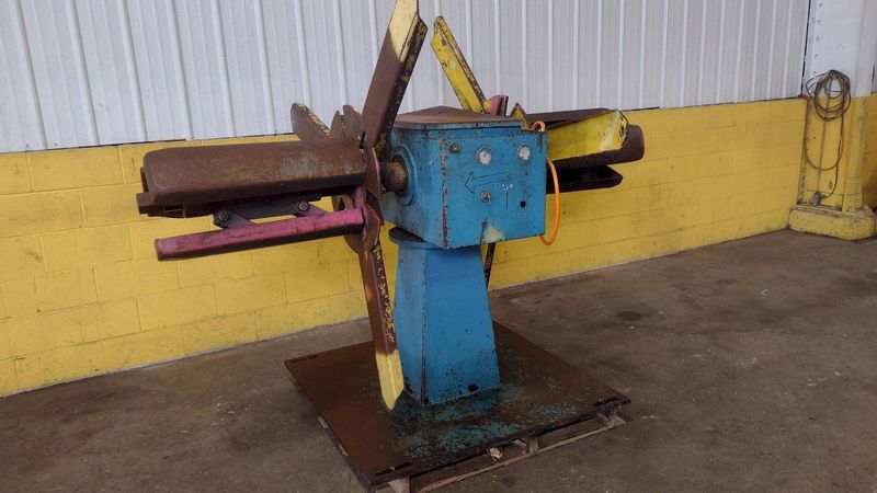 4,000 LB (2 TON) X 28" MAXCOIL DOUBLE END PULL OFF COIL REEL UNCOILER: STOCK #14942