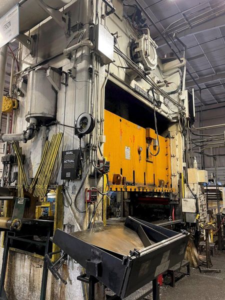 400 ton Verson S2-400-120-60t Straight Side Mechanical Metal Stamping Press, REBUILT 2021-2022!