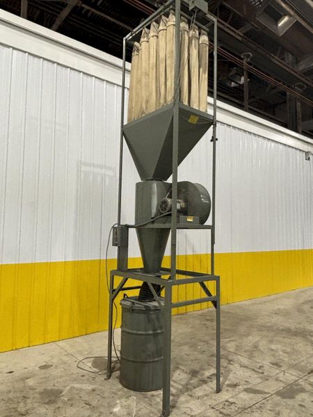 700 CFM AGET MODEL #DUSTKOP 20T31-D1 BAG HOUSE TYPE DUST COLLECTOR: STOCK #21037