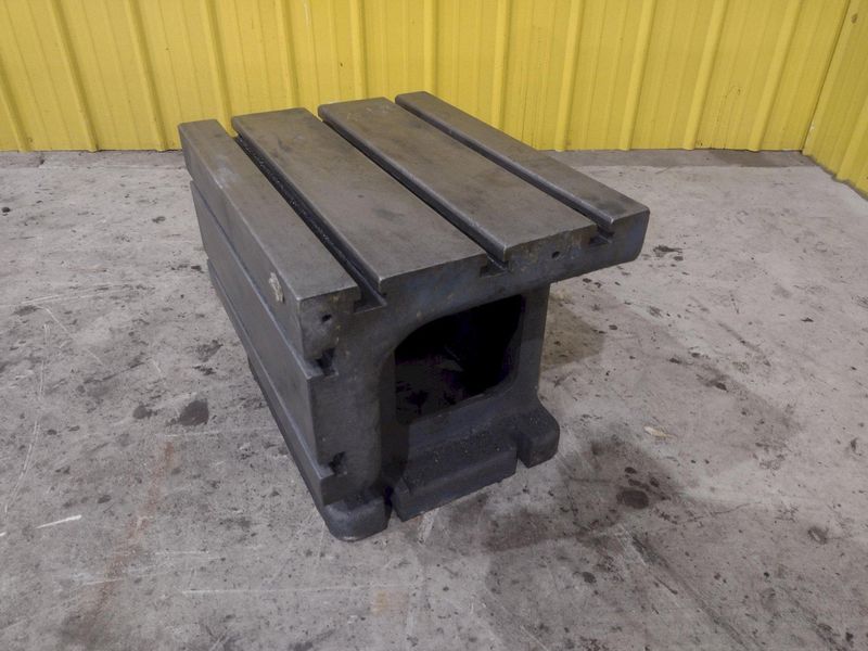 24" X 18" X 18" HIGH CARLTON BOX DRILL TABLE: STOCK #21963
