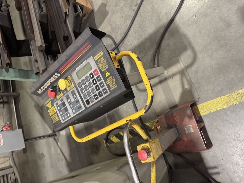 2007 Accurpress 713012 Hydraulic Press Brake (#5675)