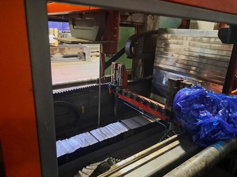 2014 Bendmak B3DL 1200 3-Spindle Beam Drill Line (#5733)