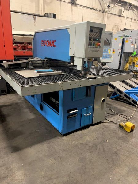 USED EUROMAC 33 TON CNC PUNCHING MACHINE MODEL CX1000/30-1250, Stock# 10880, Year: 1998