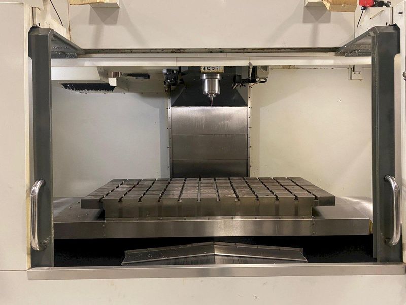 USED HAAS VM-6 64" X 28" 3-AXIS VERTICAL CNC MACHINING CENTER, Stock# 10913-1, Year: 2012