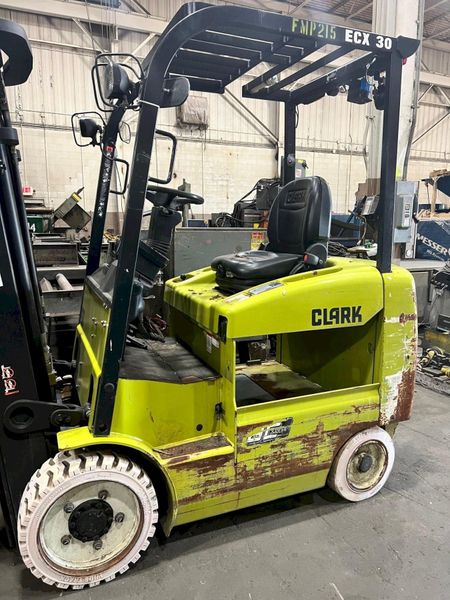 USED CLARK 6,000 LB ELECTRIC FORKLIFT MODEL ECX 30, Stock# 11017, Year: 2014