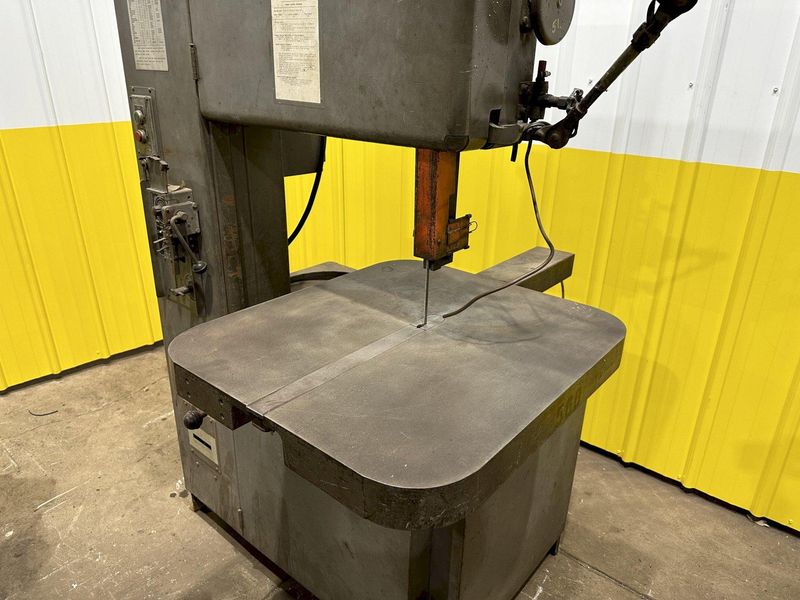 24" GROB MODEL 4V-24 VERTICAL BAND SAW: STOCK #18663