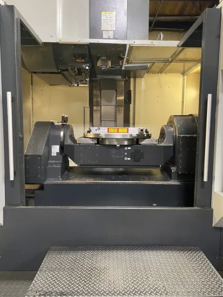 2016 Leadwell V60IT 5 Axis Vertical Machining Center
