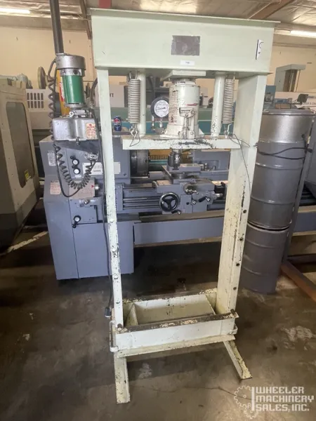 Carolina 10 Ton Hydraulically Powered H-Frame Press #7163 #2