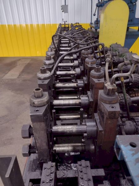 16 STAND X 1.5" X 6" VAN HUFFEL ROLLFORMER: STOCK #10499