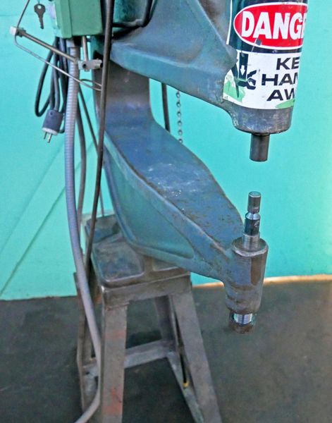 Chicago Pneumatic 24" Compression Riveter, CP-450