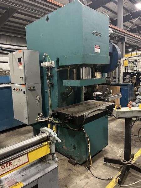 110 ton Greenard Hydraulic press, 11.8" str., vary speed, 23 x 43 bed