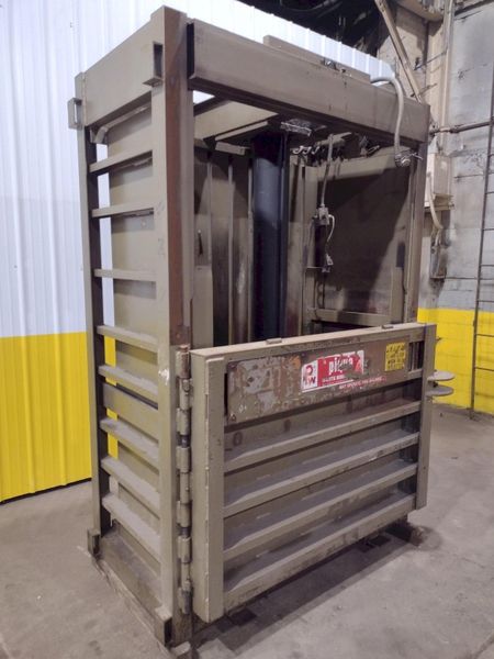 60" X 30" X 20 HP PIQUA MODEL #30 VERTICAL HYDRAULIC CARDBOARD BALER: STOCK 17413