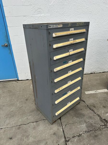 8 DRAWER 30" X 22-1/2" X 59" VIDMAR CABINET: STOCK #77987