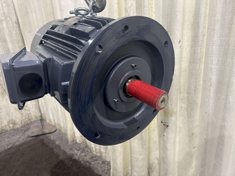 25 HP FUKUTA ELECTRIC INDUCTION MOTOR: STOCK #77554
