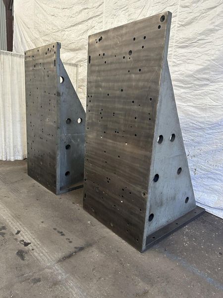 (1) PAIR OF 47" WIDE X 60" DEEP X 95" HIGH ANGLE PLATES: STOCK #77128
