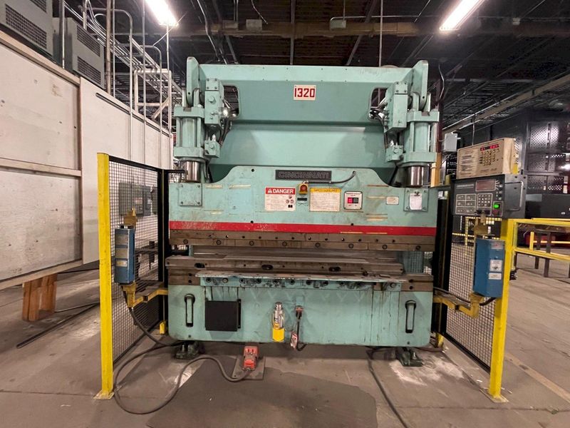 90 TON X 8' CINCINNATI CBII HYDRAULIC BRAKE: STOCK #76656