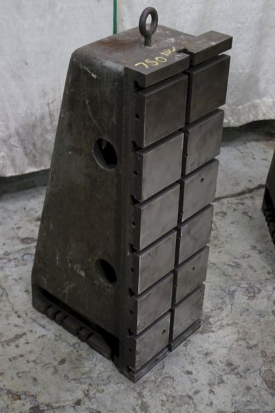 1 PAIR OF USED 12" X 36" X 18" WIDE ANGLE PLATES: STOCK #74754
