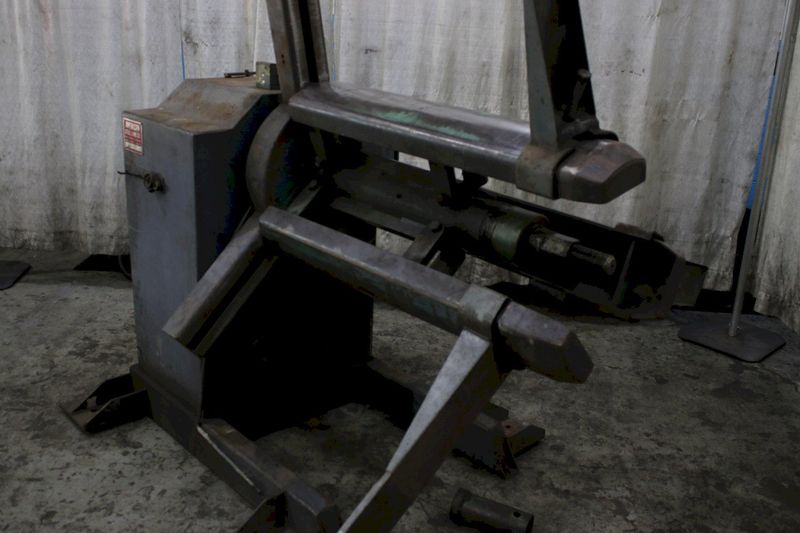 4000 LBS X 32" AMERICAN STEELINE COIL REEL: STOCK #74330