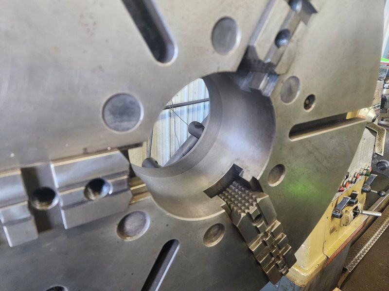 24" DIAMETER 3 JAW CHUCK: STOCK #78287