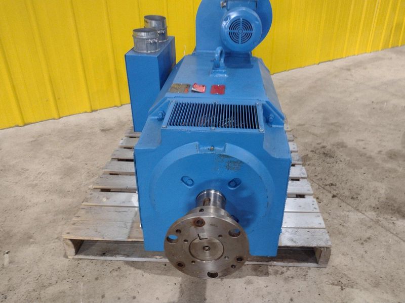 300 HP RELIANCE ELECTRIC AC MOTOR: STOCK #20978